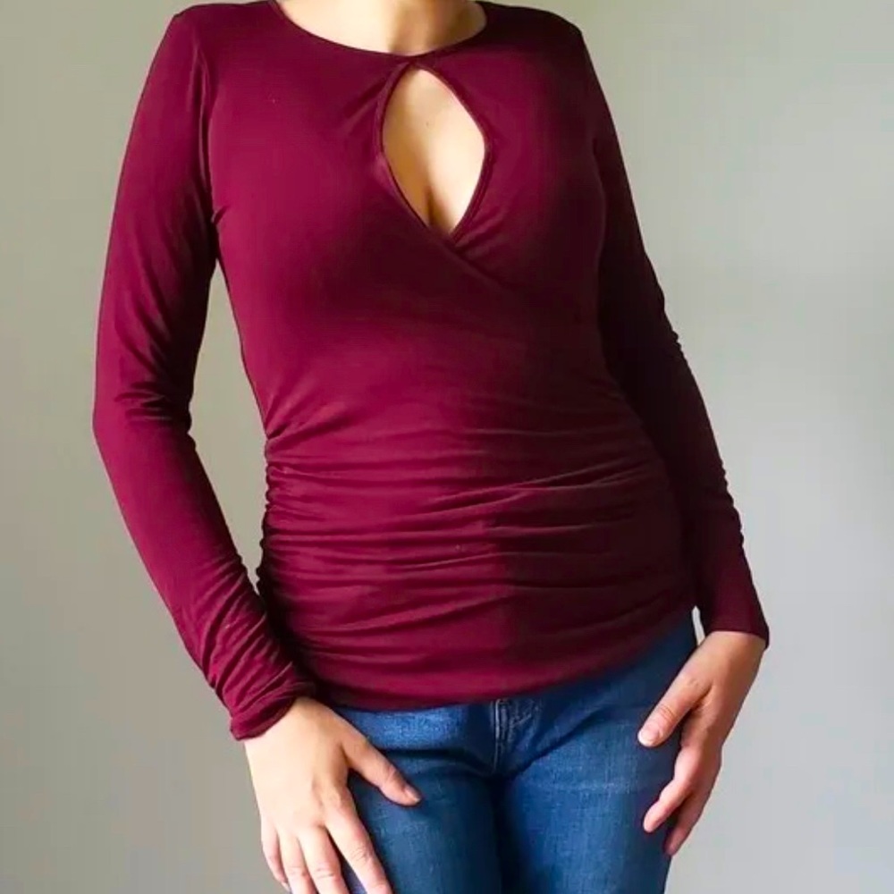 Anthropologie Vanessa Virginia burgundy top size XS